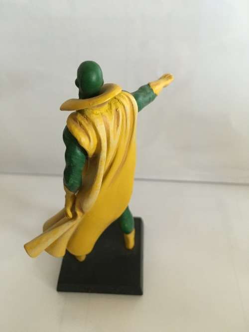 The Classic Marvel Figurine Collection #048 - The Vision (Figurine only)