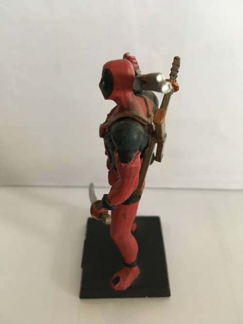 The Classic Marvel Figurine Collection #056 - Deadpool (Figurine only)