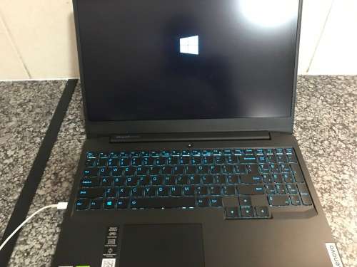 Lenovo Ideapad Gaming 3 Core i5 8gb 512GB GTX1650 Gaming Notebook