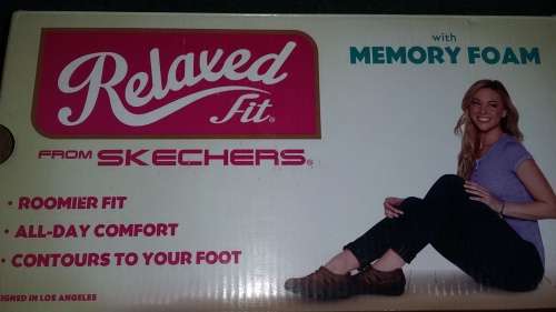 ORIGINAL LADIES SKECHERS SASSIES WOWEE -  UK 7 (SA 7) MEMORY FOAM