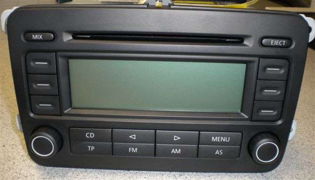 - VW RCD300 - FACTORY ORIGINAL HEAD UNIT 2005-2007