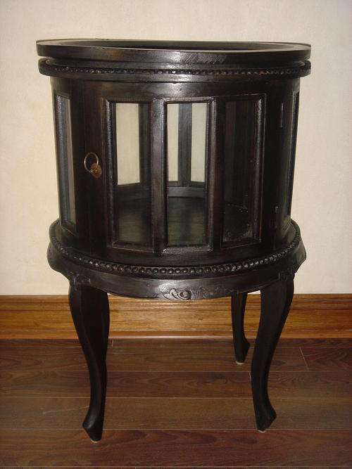 Mahogany display / liquor cabinet