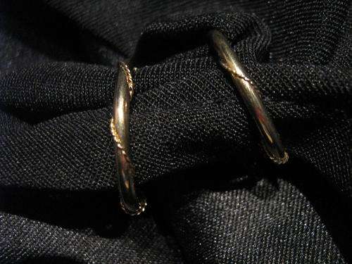 Stunning 9ct Gold Hoops with a difference