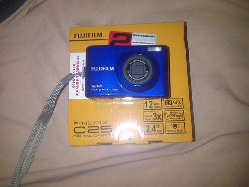 12MP Fujifilm Finepix C25 Digital Camera (Free Shipping)