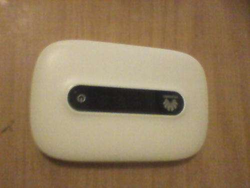Huawei E5331 Mobile WiFi (MiFi) Router/Modem