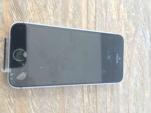 iPhone SE 16Gb