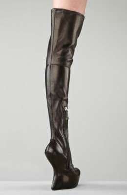 482s178 Hot style knee-high boot w shaped wedge, genuine skin, size 35-41, black