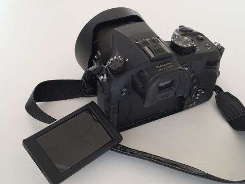 Panasonic Lumix DMC-FZ1000