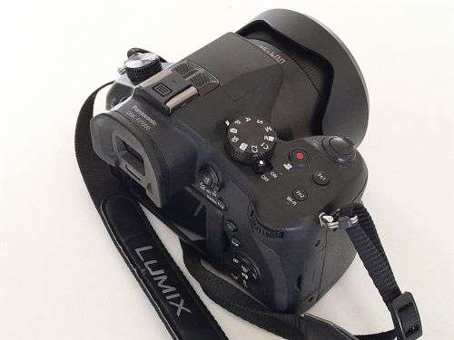 Panasonic Lumix DMC-FZ1000