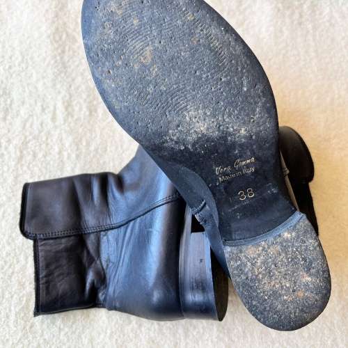 Italian Ladies Leather Zip-Up Ankle Boot