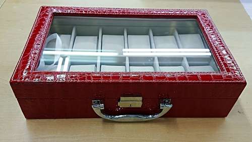 WATCH BOX / DISPLAY / CASE / STORAGE *12 SLOT/ BLOCK/ DIVISION* BARGAIN RED