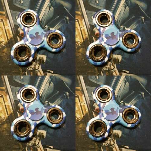 FIDGET SPINNER - ARMY STYLE (LOCAL STOCK)*CHEAPEST SHIPMENT OUT OF ALL SELLERS*