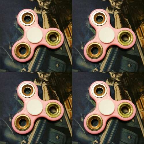 FIDGET SPINNER - PINK GOLD METAL LIMITED DESIGN (LOCAL STOCK)*CHEAPEST SHIPMENT OUT OF ALL SELLERS*