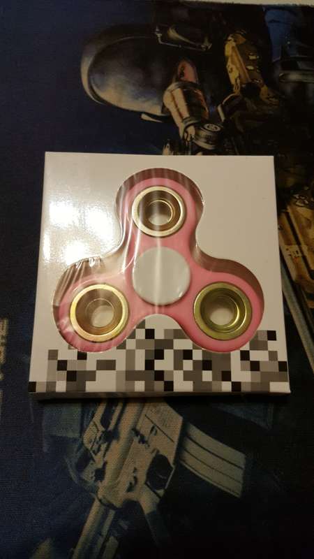 FIDGET SPINNER - PINK GOLD METAL LIMITED DESIGN (LOCAL STOCK)*CHEAPEST SHIPMENT OUT OF ALL SELLERS*