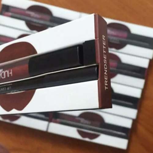 HUDA BEAUTY- LIQUID MATTE LIPSTICK PLUS LIPLINER *MADE IN ITALY*/ 12 PIECE SET BOX  *WHOLESALE*