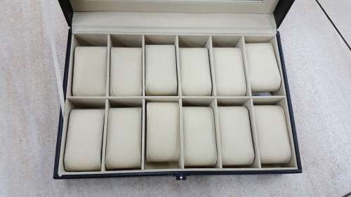 WATCH BOX / DISPLAY / CASE / STORAGE *12 SLOT/ BLOCK/ DIVISION* BARGAIN BLACK PU LEATHER