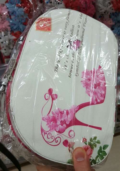 COSMETIC CASE WITH MIRROR- 3 PIECE SET/SMALL, MEDIUM AND LARGE/VARIETY OF DESIGNS/ MAKEUP