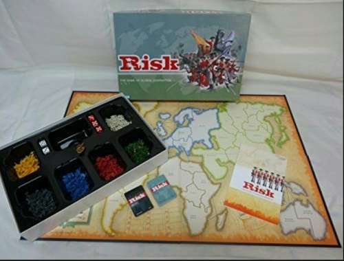 RISK: THE GAME OF GLOBAL DOMINATION/ CHRISTMAS GIFT/SOCIAL ACTIVITY GAME