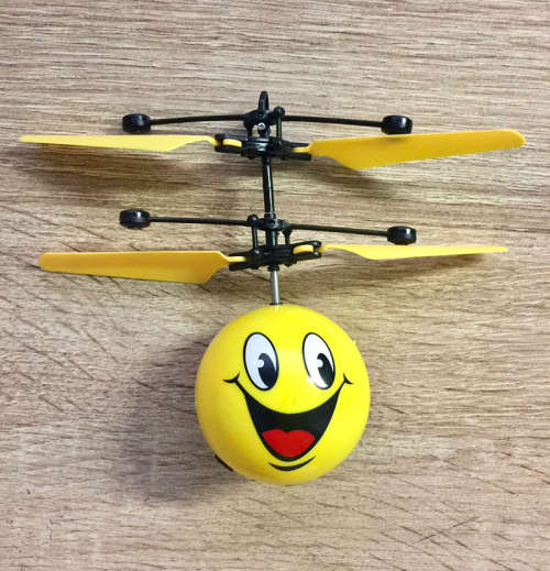 New Arrival Emoji Flying Ball Flashing Infrared Induction Helicopter Flash