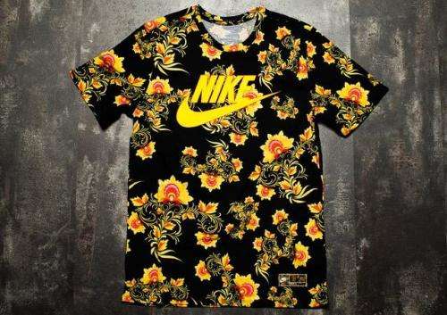 Original Mens Nike SPORTSWEAR FLORAL MENS T-SHIRT 892215 011 Size Large