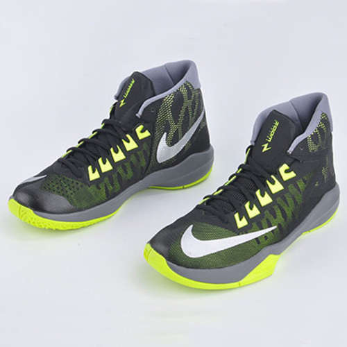 Original Mens Nike Zoom Devosion 844592 002 UK Size 11 (SA 11)