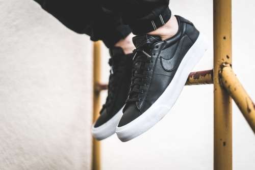 Original Mens NIKE Blazer Studio QS Black/ White 850478 002 Size UK 12 (SA 12)