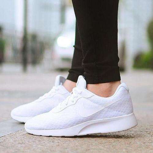 Original Mens Nike Tanjun Shoes White 812654 110 Size UK 12 (SA 12)