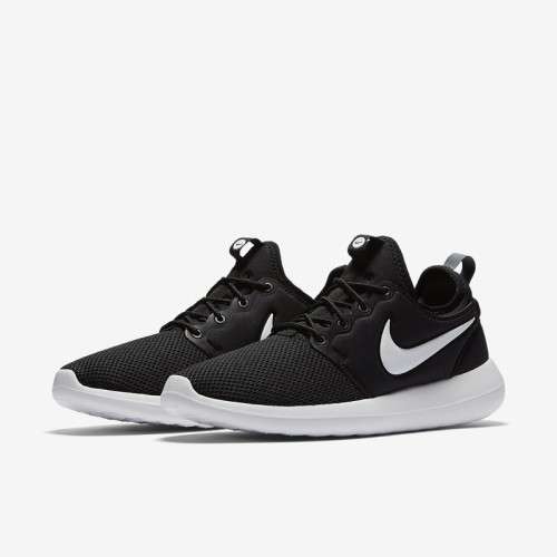 Sneakers Original Mens NIKE ROSHE TWO 844656 004 Black Anthracite White Size UK 8 SA 8 was sold for 301.00 on 17 Mar at 21 01 by Seal The Deal in Johannesburg ID 405616355
