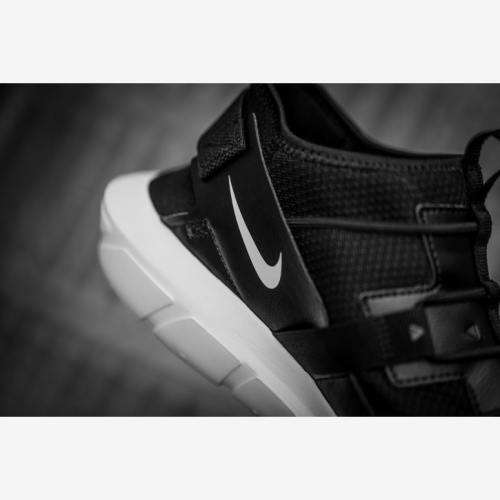 Original Mens Nike Vortak (latest) AA2194 002 BLACK/ BLACK-WHITE UK Size 12 (SA 12)