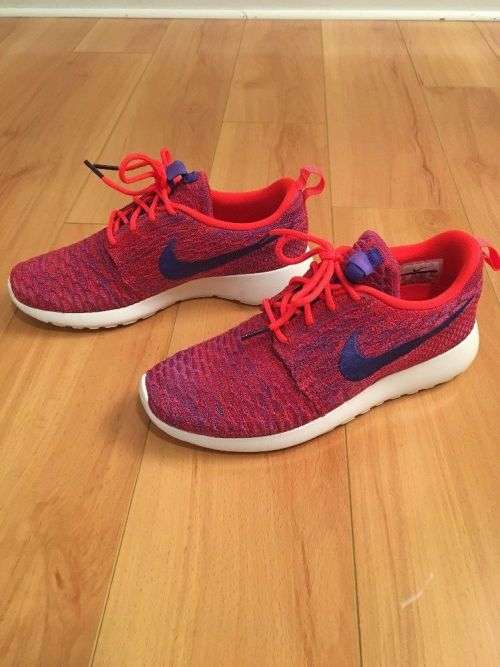 Original Women's NIKE ROSHE ONE FLYKNIT BRIGHT CRIMSON / UNI RED 704927 602 UK Size 4.5 (SA 4.5)