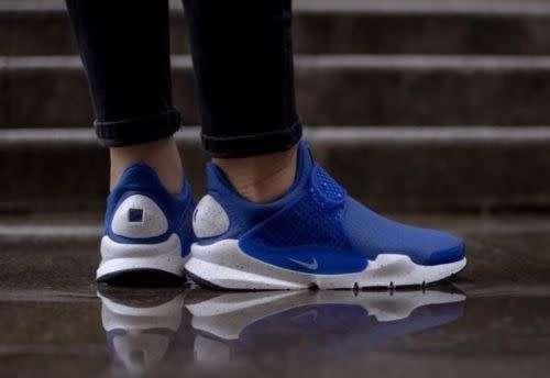 Original Women's NIKE SOCK DART PREMIUM Paramount Blue 881186 400 Size UK 4.5 (SA 4.5)