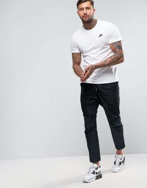 Original Mens NIKE Futura T-shirt In White 827021 100 Size Large