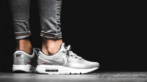 Original Mens NIKE Air Max ZERO QS Metallic SILVER 789695 002 Size UK 9 (SA 9)