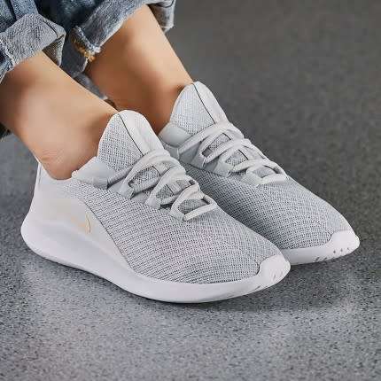 Original Womens NIKE Viale AA2185 006 PURE PLATINUM/ TINT WHITE Size UK 4.5 (SA 4.5)
