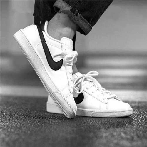 Nike court majestic white black top