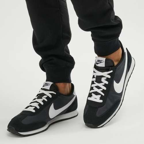 Original Mens NIKE Mach Runner 303992 010 Anthracite/ White- Black Size UK  8 (SA 8)