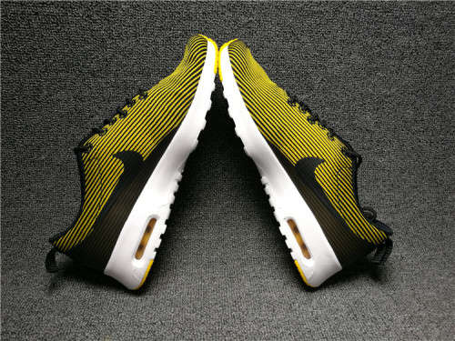 Original Women's NIKE AIR MAX THEA KJCRD Black/ Varsity Maize 718646 004 Size UK 6 (SA 6)