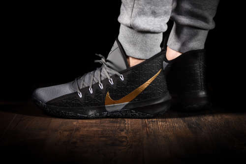 Original Mens Nike ZOOM EVIDENCE III (latest) AJ5904 006 Black/Metallic Gold Size UK 7/8/9/10
