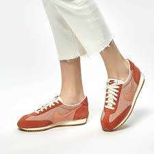 Original Womens Nike Oceania Textile Rose Gold/ Dusty Peach 511880 612 Size UK 4 (SA 4)