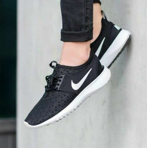 Original Women's Nike JUVENATE Black/ White 724979 009 Size UK 6 (SA 6)