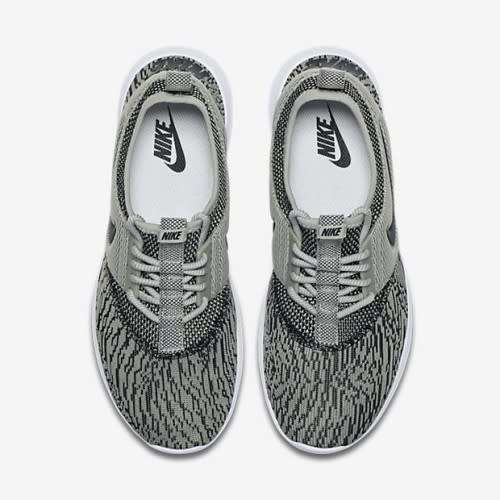 Women's juvenate running shoe black deals