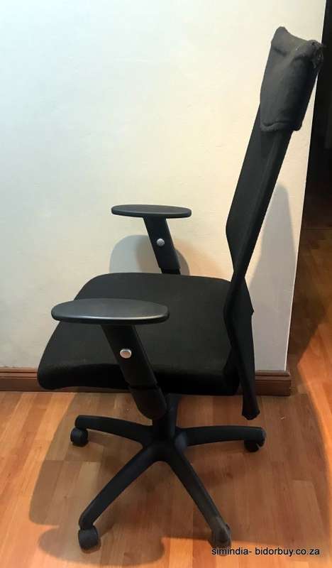 Black Fabric Office Chair With Adjustable Height- Collection ONLY