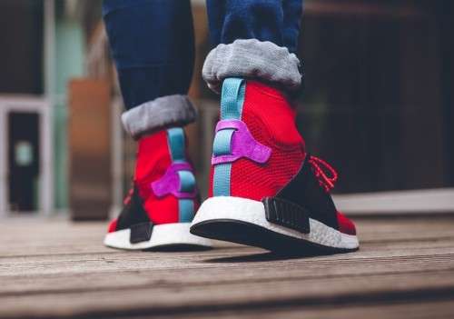 Original Mens ADIDAS NMD XR1 SCARLET/CORE BLACK/SHOCK PURPLE BZ0632 Size UK 10 (SA 10)