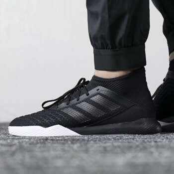 Original Men's ADIDAS Predator Tango 18.3 TR Sneakers Black DB2304 Size UK 10 (SA 10)
