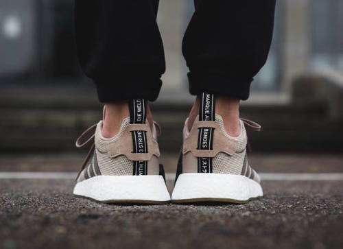 Original Mens adidas NMD_R2 Trace Khaki /Simple Brown BY9916 Size UK 7 (SA 7)