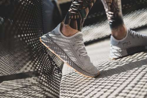 Original Men s ADIDAS Deerupt Runner Core grey CQ2628 Size UK 9 SA 9 bobshop .za