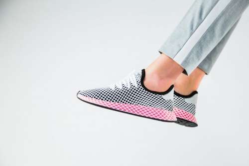 Original Women's adidas Deerupt Runner Core Black/ White CQ2909 Size UK 7 (SA 7)