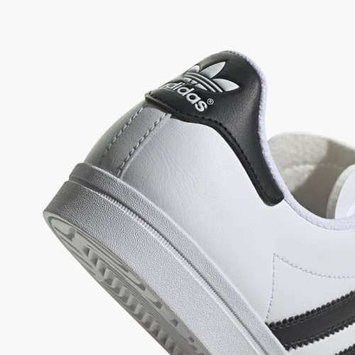 Original Women's adidas Coast Star J EE9698 Black/White Size UK 5 (SA 5)