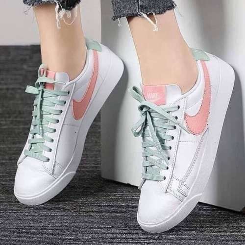 Original Womens NIKE Blazer LOW LE Coral Pink AV9370 105 Size UK 4.5 (SA 4.5)