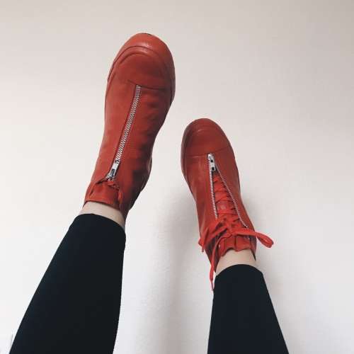Original Women's Converse Chuck Taylor All Star Shroud Red Leather Red 549720C Size UK 8 (SA 8)